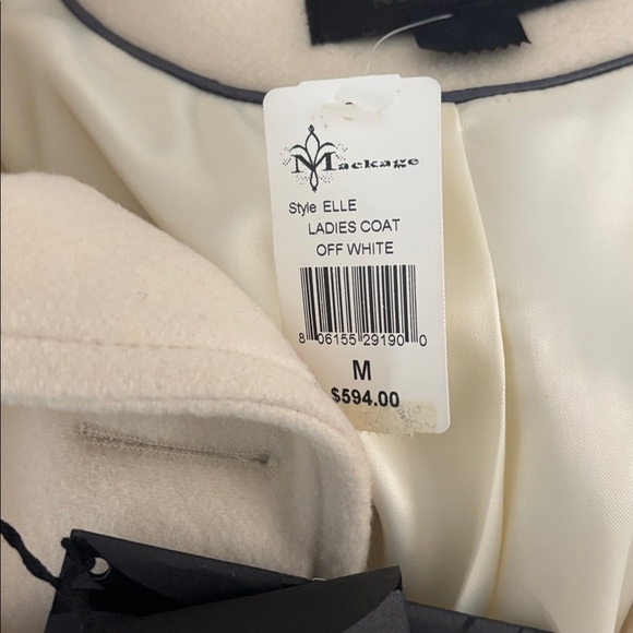 Mackage ladies white wool coat. Size medium - Picture 8 of 9
